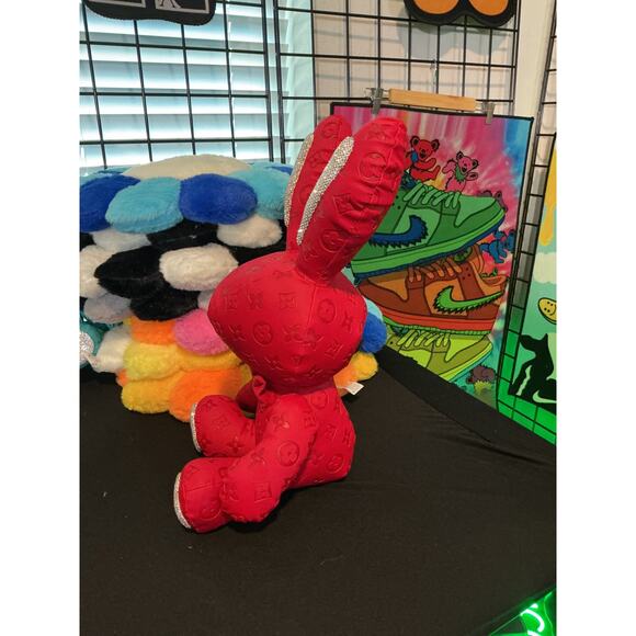 RED LOUIS VUITTON LV CRYSTALLIZED BUNNY LUXURY PLUSHY - Picture 2 of 2